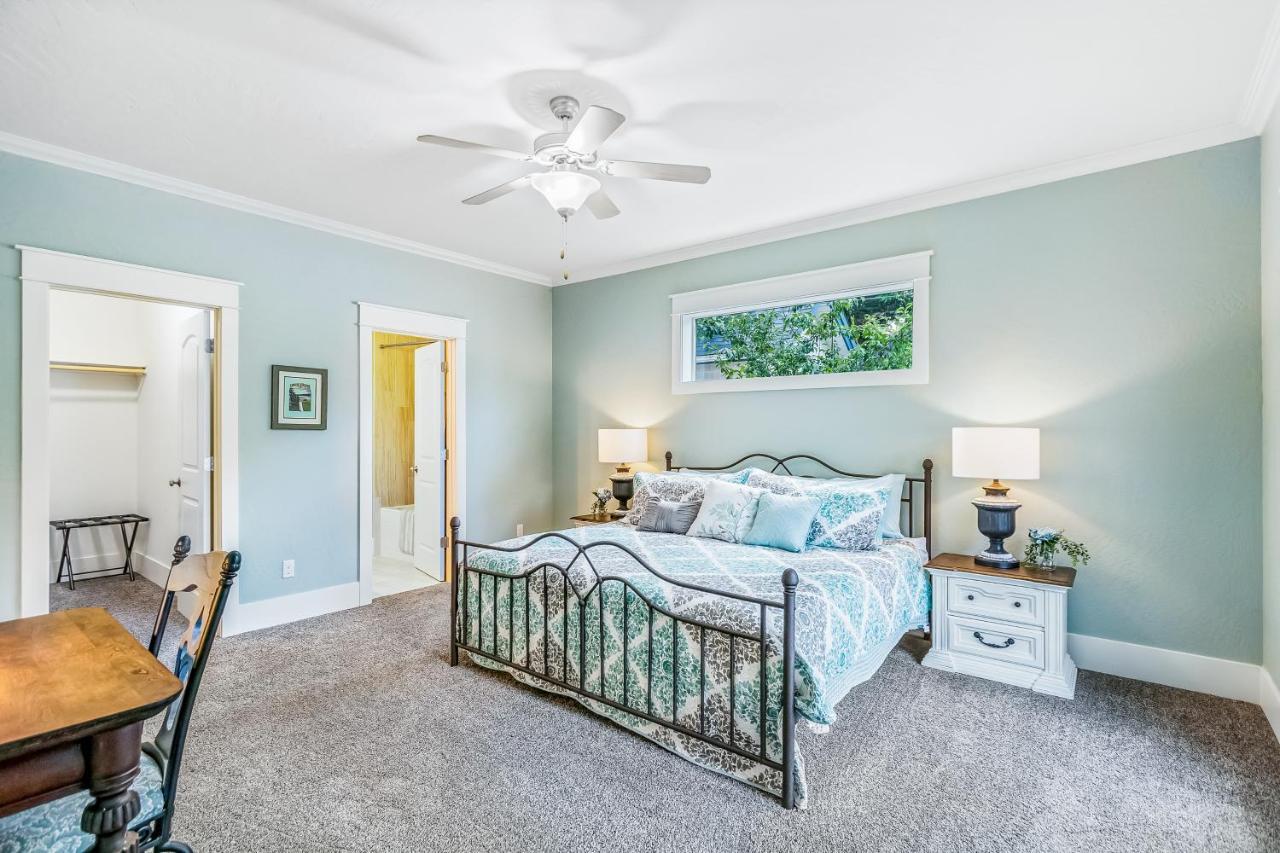 Classic Coeur D'Alene Estate Ngoại thất bức ảnh